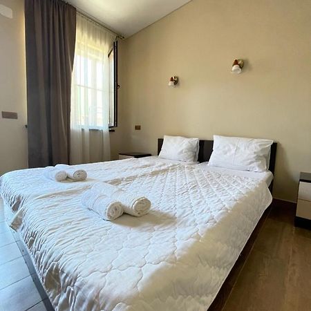 Гостевой Дом Пегас Hotel Pitsunda Eksteriør billede