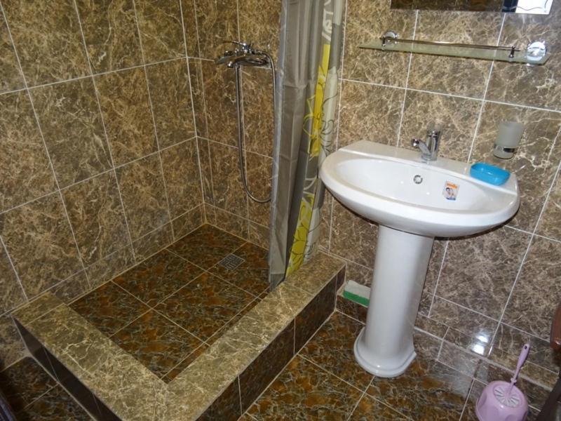 Гостевой Дом Пегас Hotel Pitsunda Eksteriør billede